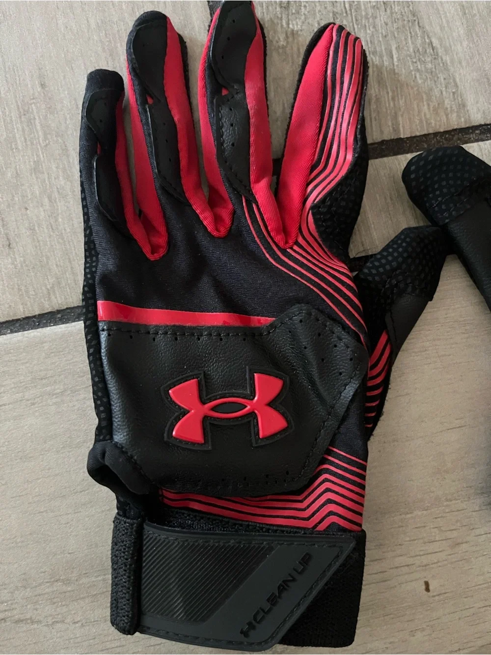 Under Armour Kids Black and Red Batting Athletic Gloves